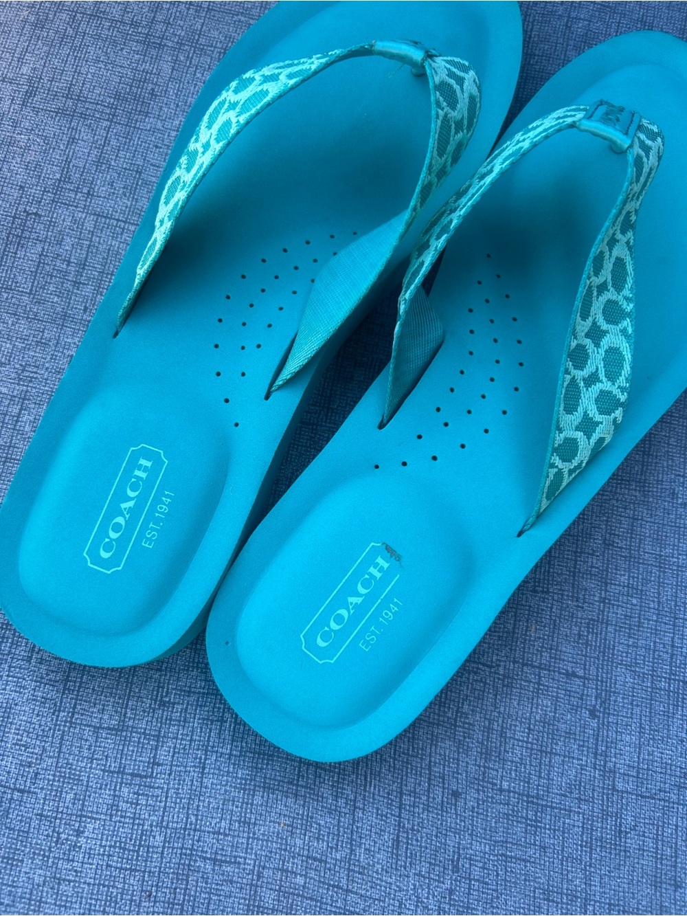 COACH Jessalyn Surf Fiji Signature Monogram Flip Flop Thong Sandals Womens 11B - Picture 6 of 8